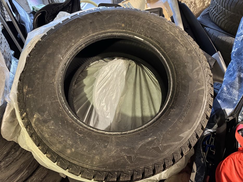 265/65/17 новая резина