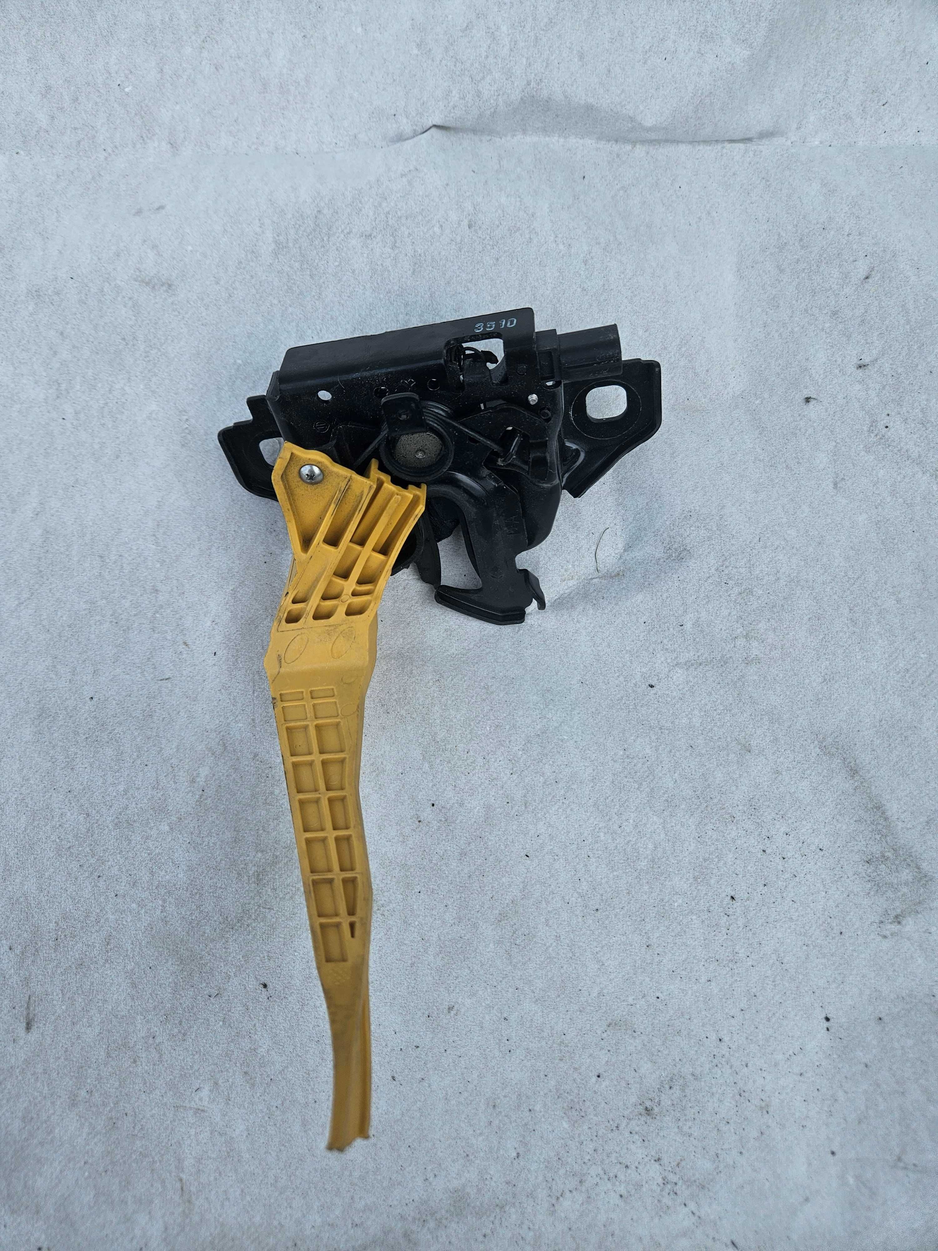 Zamek Maski Nissan Qashqai III J12 oryginał