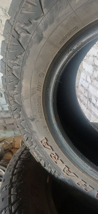 Резина всесизонна для внедорожника