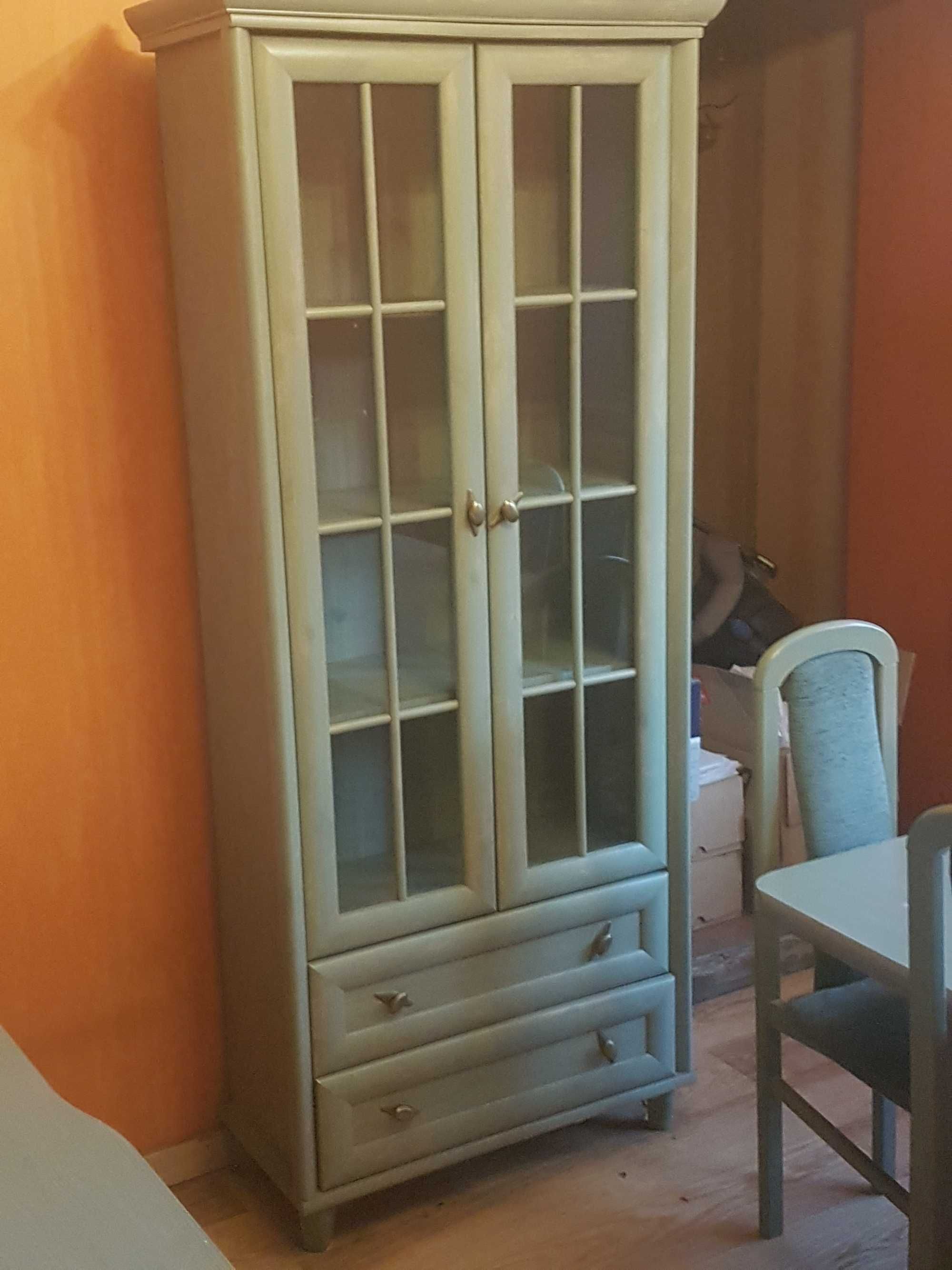 Meble do jadalni,salonu,pokoju,biblioteczki.