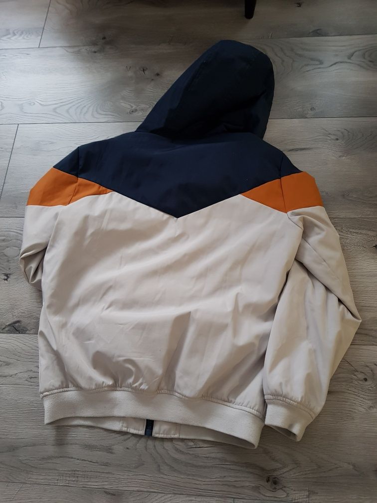 Kurtka wiosenno-jesienna BERSHKA