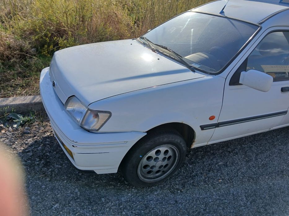 Carrinha Ford Currier