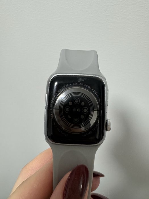 Смарт годинник Apple