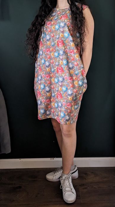 Nowa letnia sukienka oversize handmade wzór haftowane kwiaty L