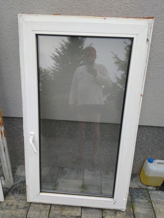 Okno zewnętrzne pod