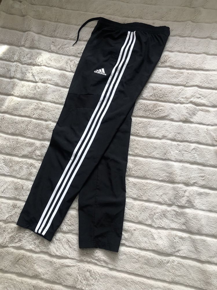 ADIDAS 3 Stripes S/M размер спортивные штаны летние мужские