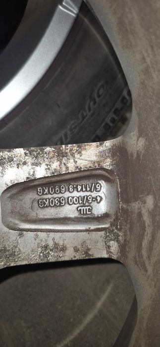 Alufelgi Momo Honda Civic 16 cali rozstaw śrub 5x114,8