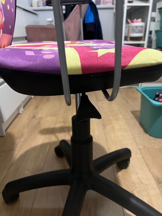 Obrotowe krzesło do biurka