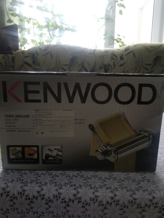 Кухонная машина Kenwood KVC 5000 T Chef Sense (новая)+7насадок