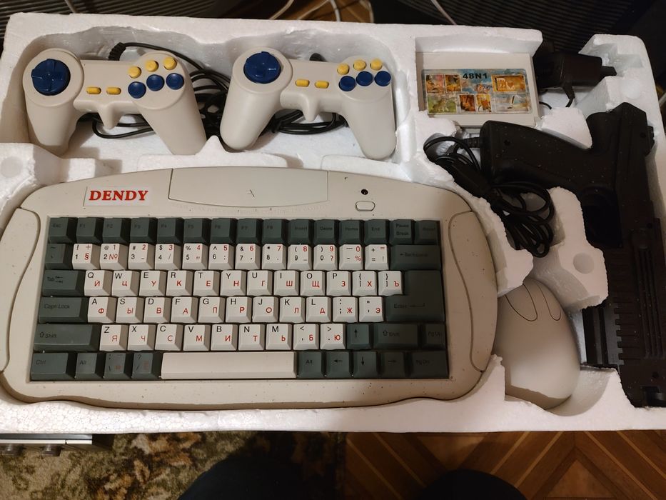 Игровая приставка Dendy-клавиатура