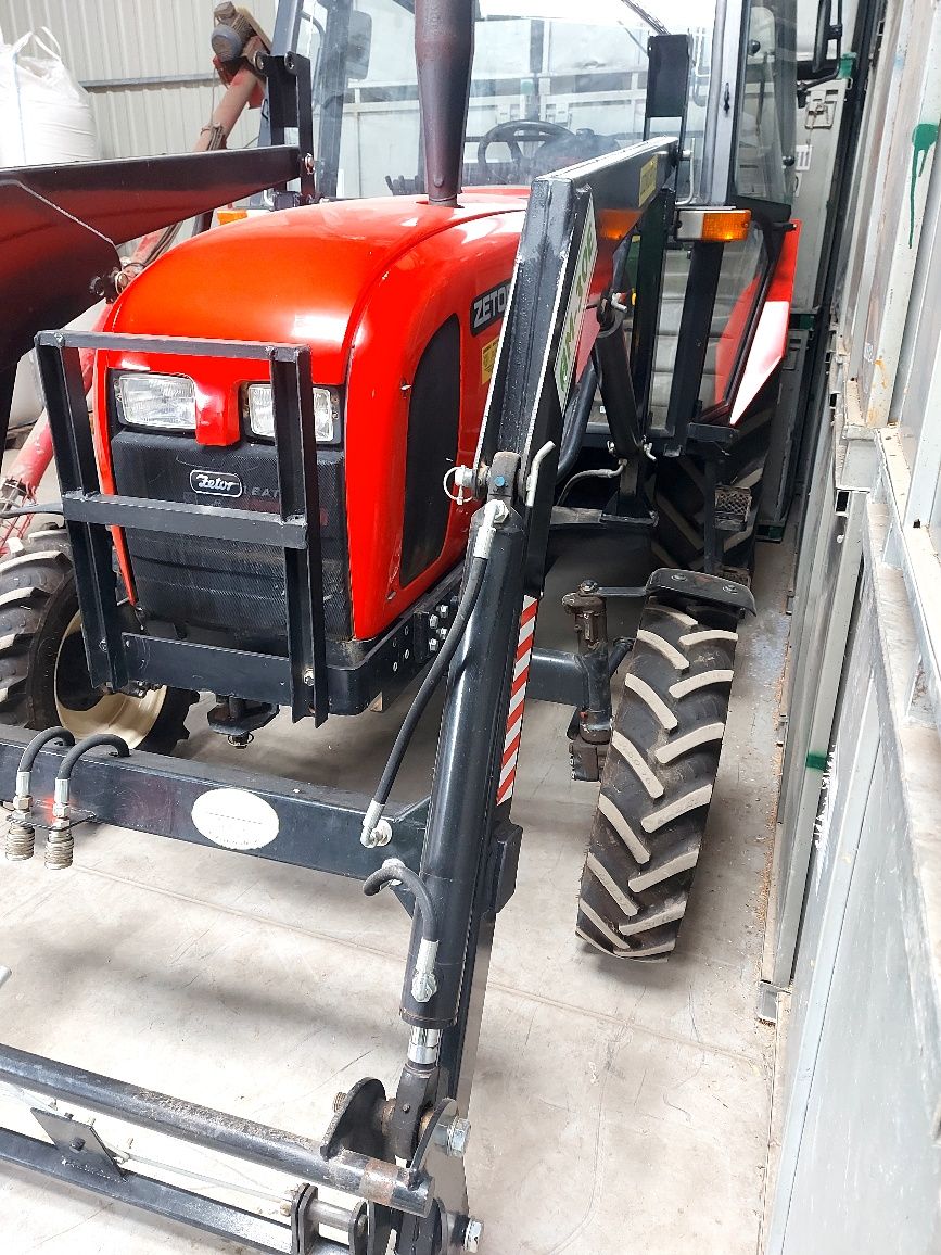 Tur ładowacz  zetor