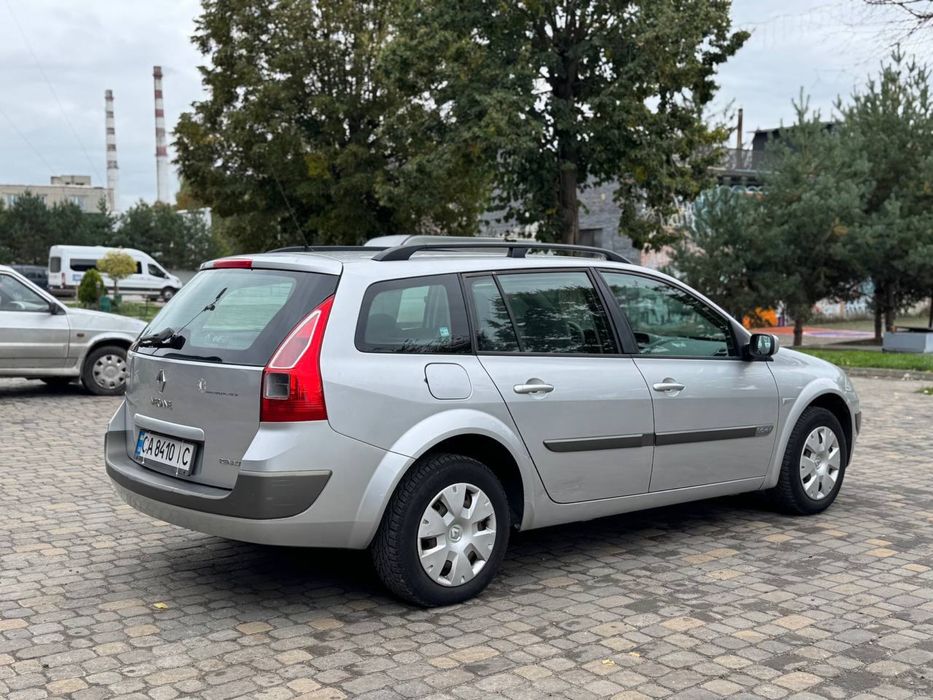 Продам меган 2 в дуже хорошому стані