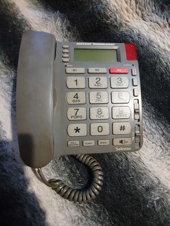 Telefon stacjonarny dla seniorów