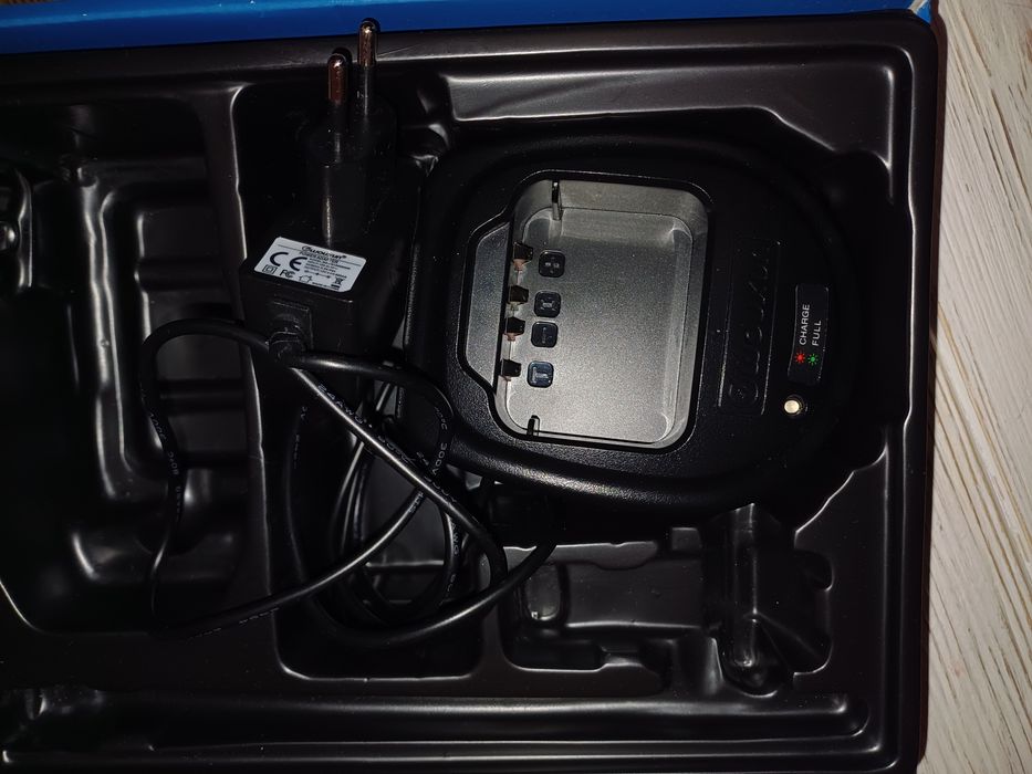 Радіостанція Wouxun KG 929 UHF з тангеткою