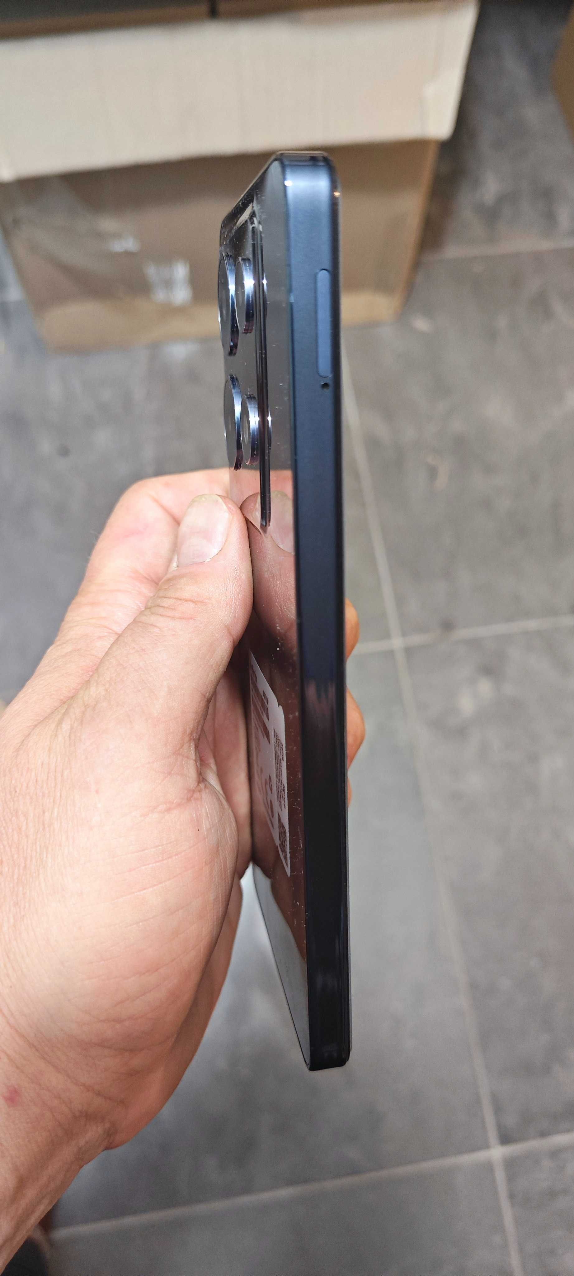 Infinix Note 30 VIP 12/256 stan bardzo dobry