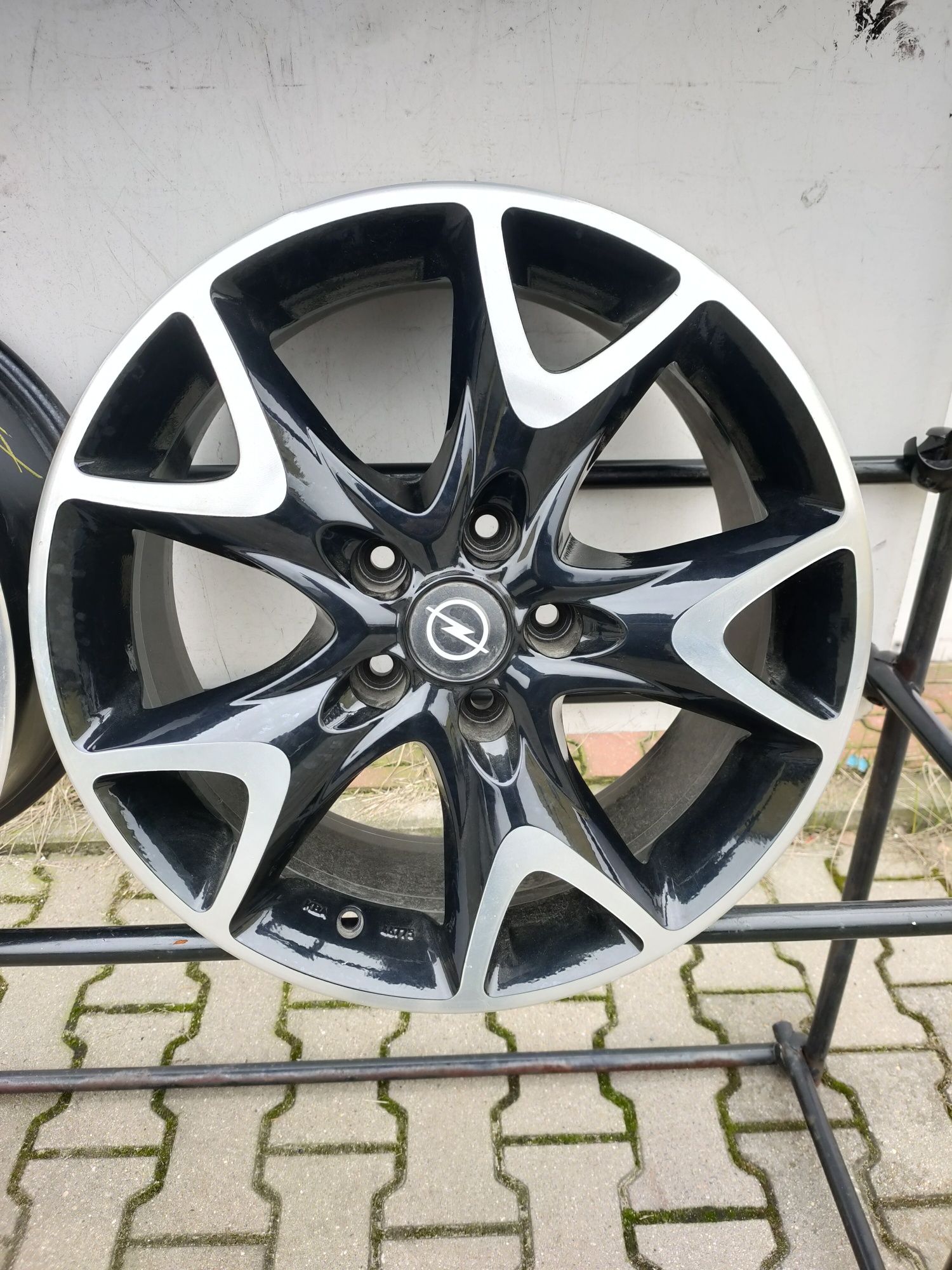 Felgi 18" 5x120 Et 48 8.5j BMW Opel