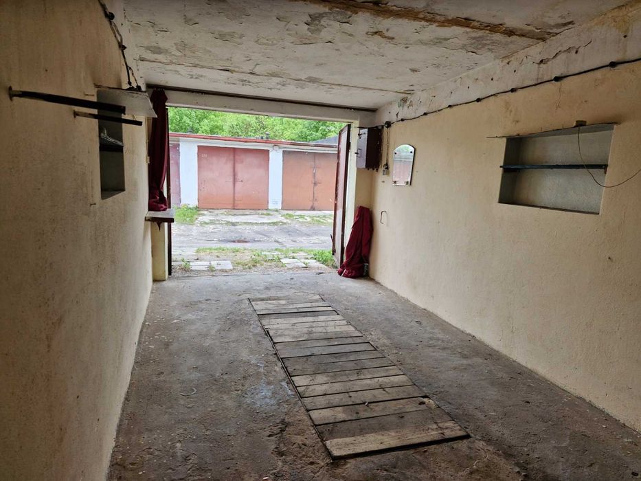 Garaż murowany Andersa