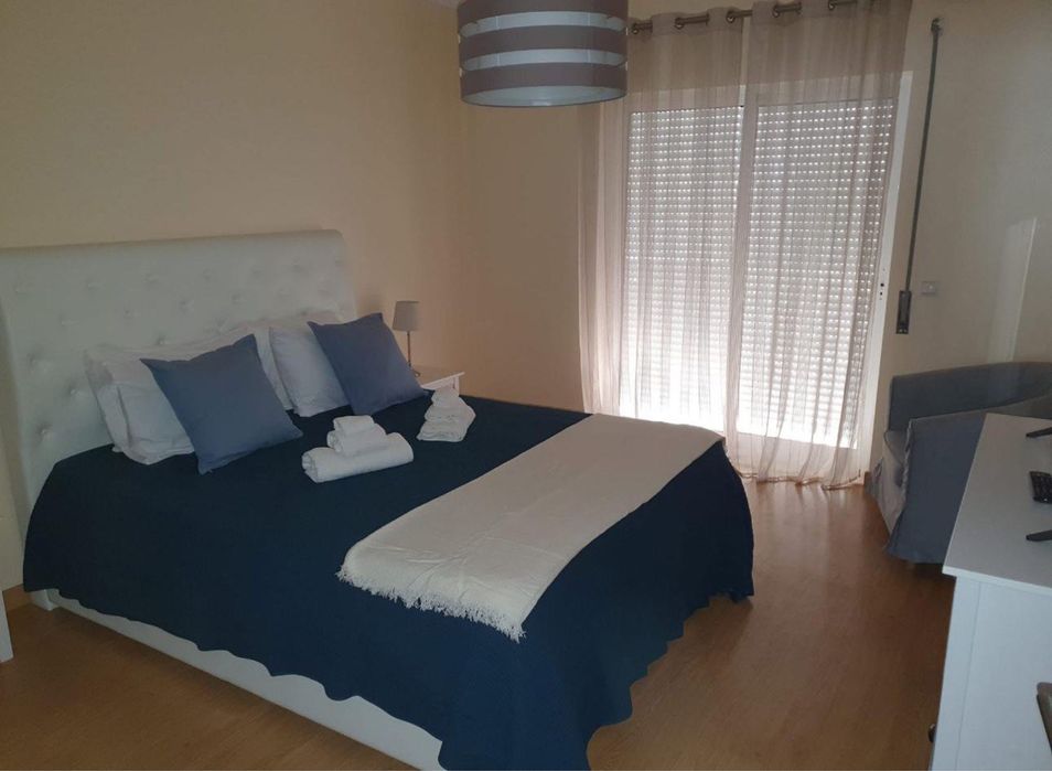 Apartamento T2 para ferias condominio fechado com garagem