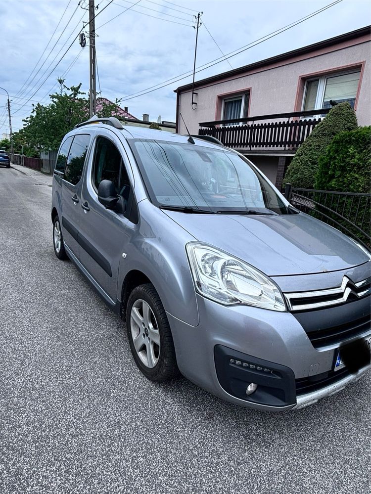 Citroen Berlingo 1,6  34500 zł