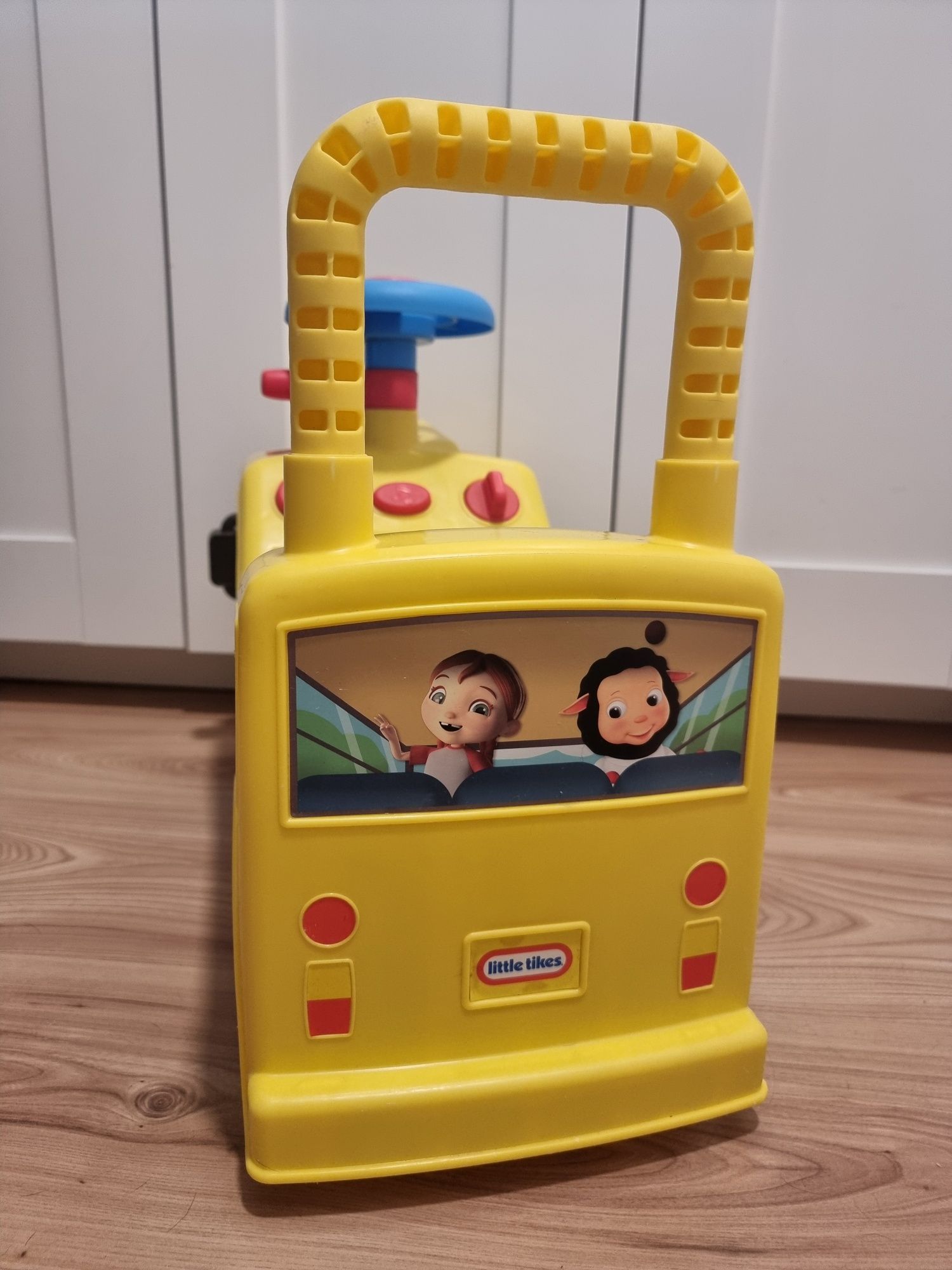 Jeździk Autobus grający Little Tikes