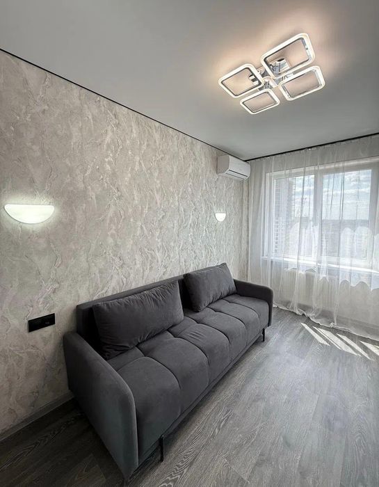 Продаж євро-двокімнатної квартири в Броварах в ЖК Атлант NP