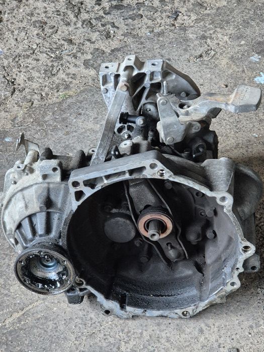 Skrzynia biegów Volkswagen Passat B6 1.9TDI 105KM