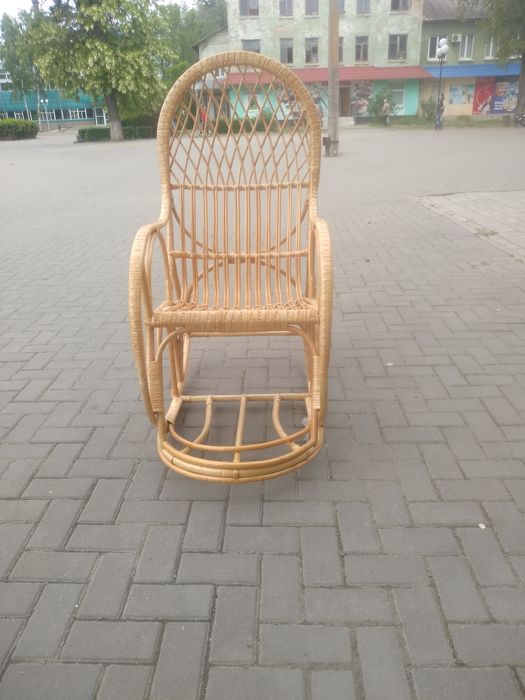 Кресло качалка из лозы
