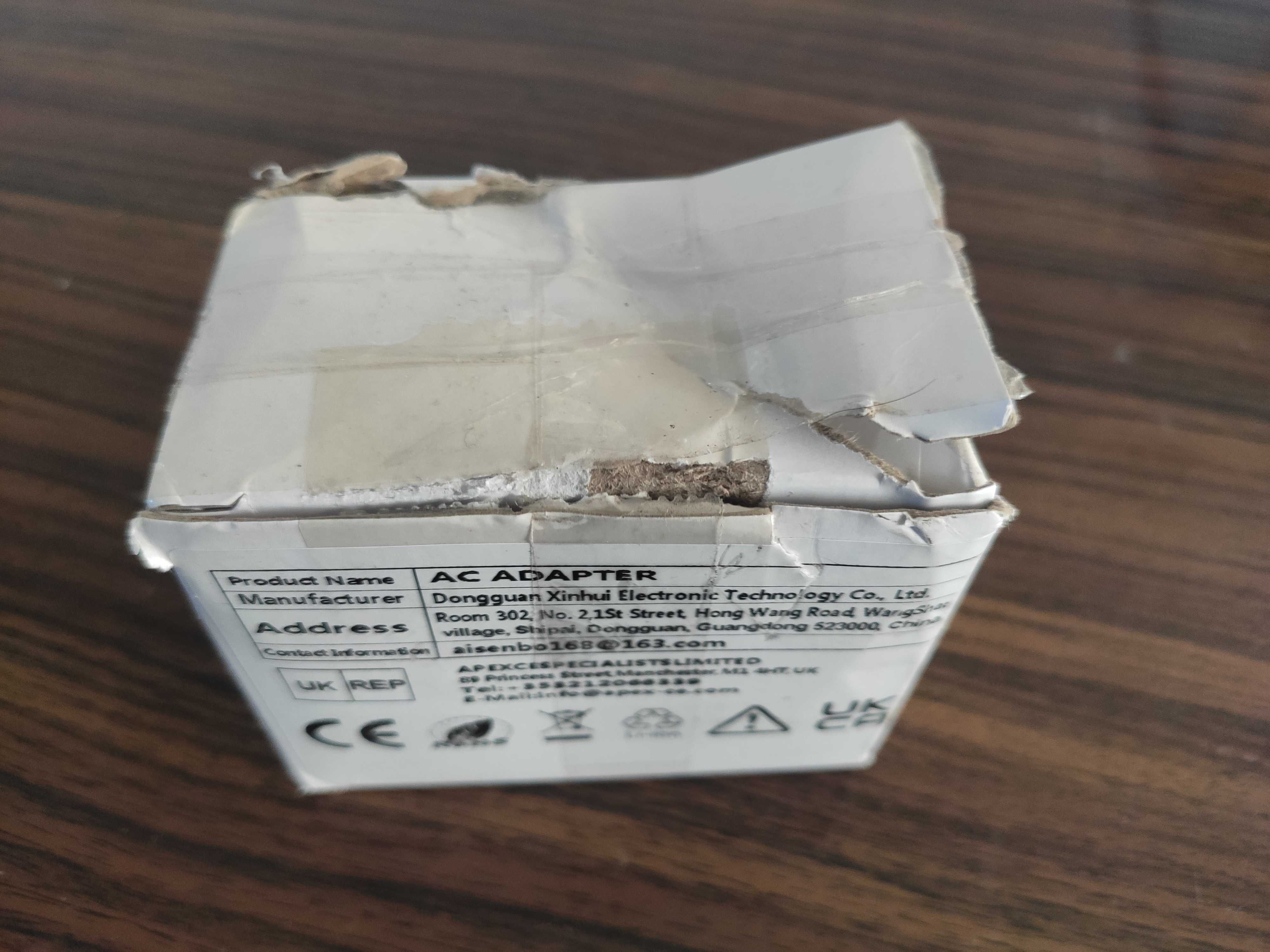 Zasilacz ładowarka 21W 15V 1.4A AC/DC 3,5 x 1,4  do Amazo Echo Fire