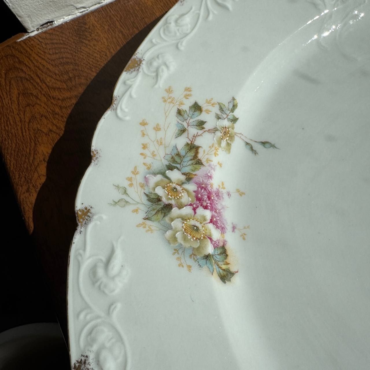 Patera Różyczki Carl Teich CT XIX wiek Porcelana ryflowana
