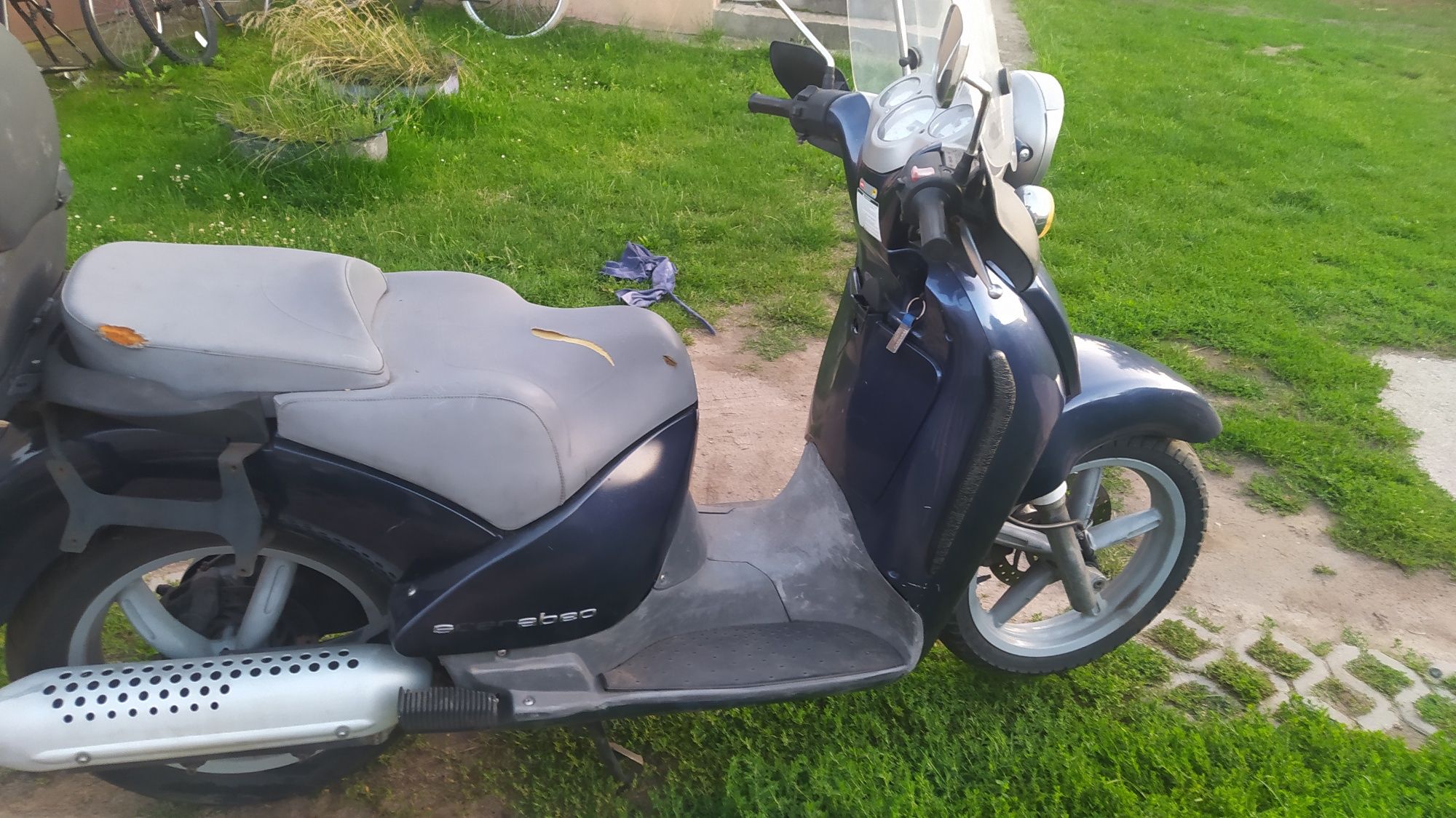 Aprilia Scarabeo 125