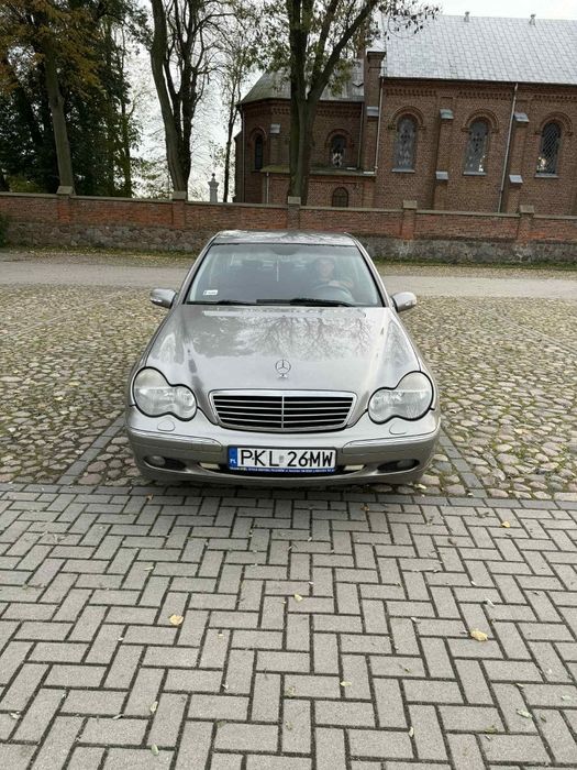 Mercedes w203 c220