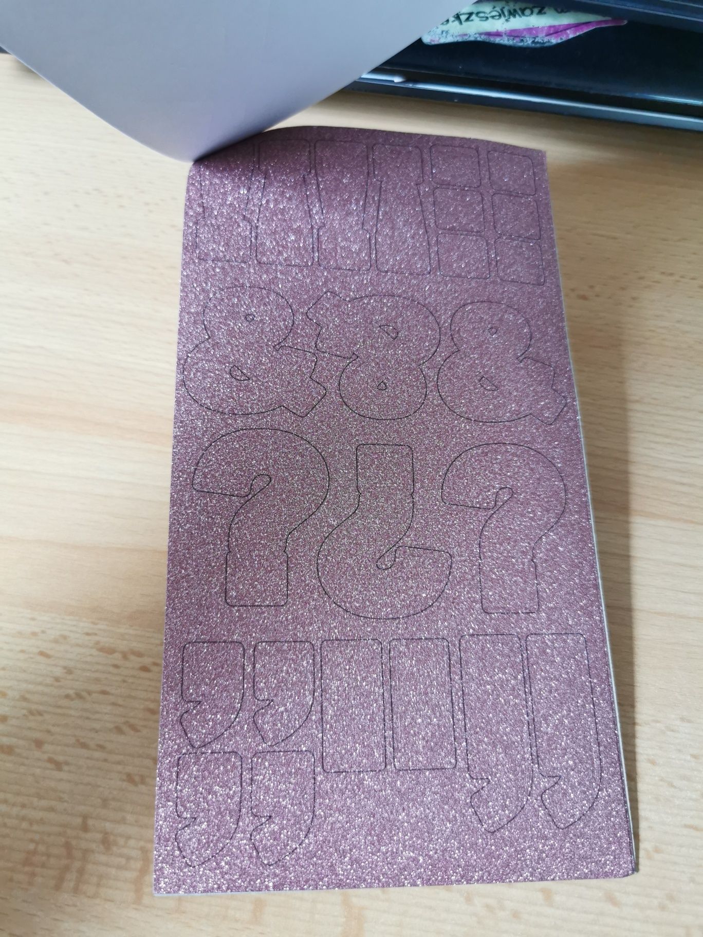 Duże świecące naklejki literki glitter letter stickers 110x