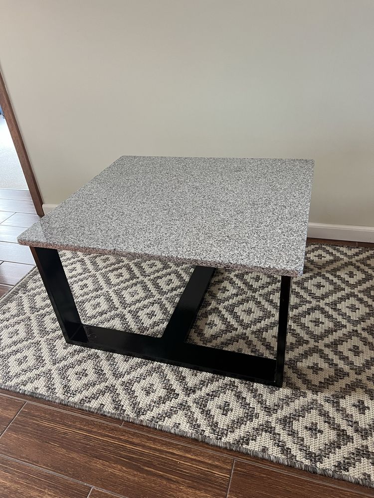 Stolik kawowy metalowy blat kamienny solidny LOFT