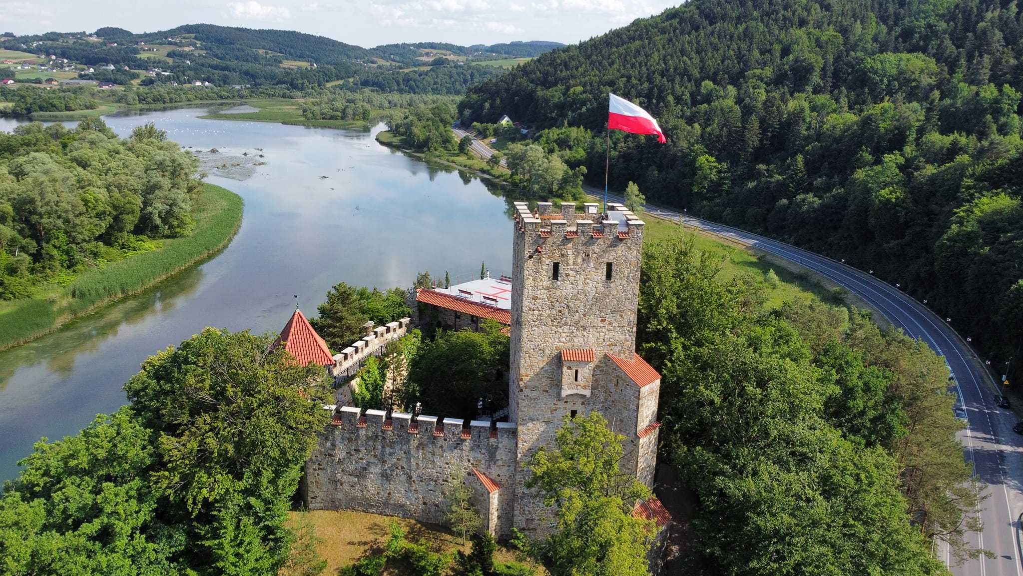 ZDJĘCIA Z DRONA SANDOMIERZ | Filmy z drona | Usługi dronem | Dojazd