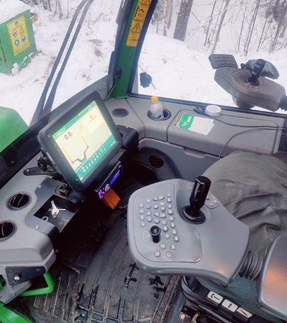 Forwarder John Deere 1510E 20.125MTH - Atrakcyjne finansowanie!