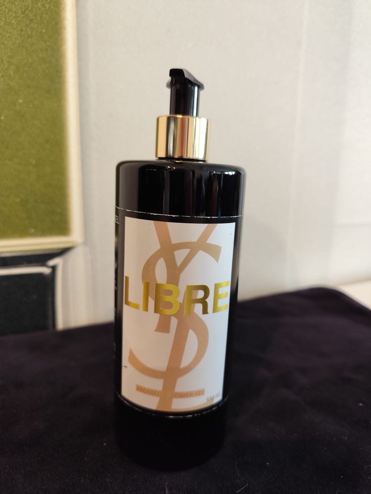 Perfumowany żel pod prysznic  500ml