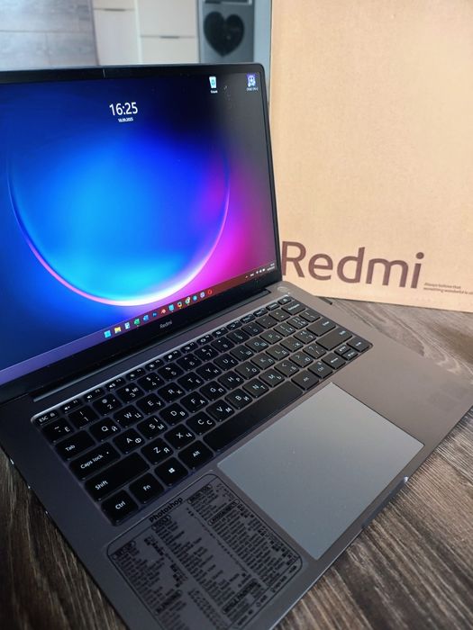 Ноутбук Xiaomi RedmiBookPro 14 i5/16/512/2.5К (JYU4379CN)