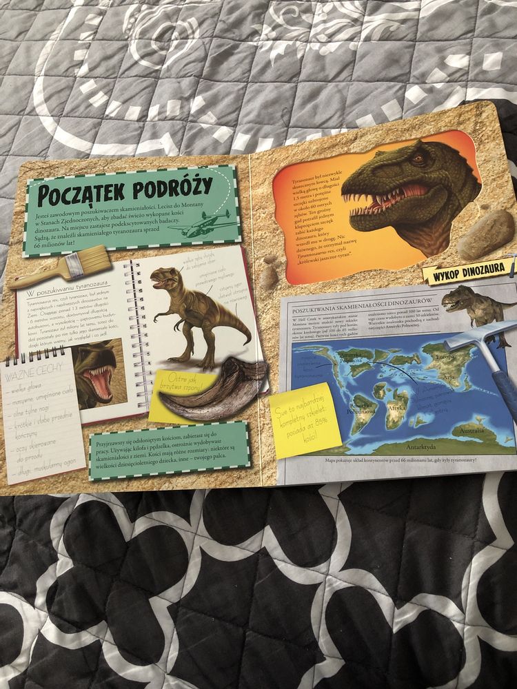 Ksiązka dla dzieci Wykop Dinozaura Tyranozaur