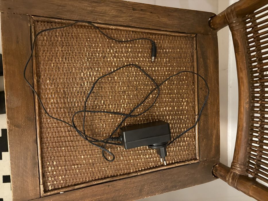 Piano digital Korg B1 em excelentes condições