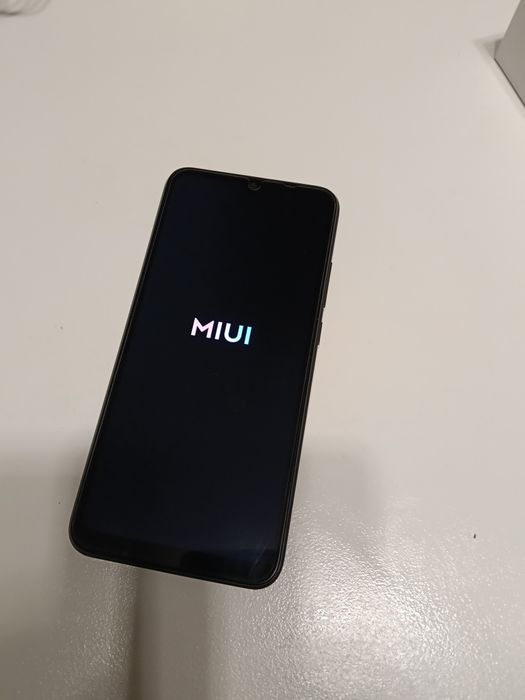 Telefon Redmi Note 9A, wyświetlacz idealny stan