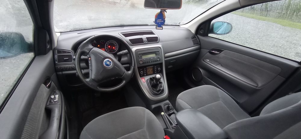 Fiat Croma 1.9 JTD ! panorama ! hak ! isofix !  skrzynia 6 biegów !