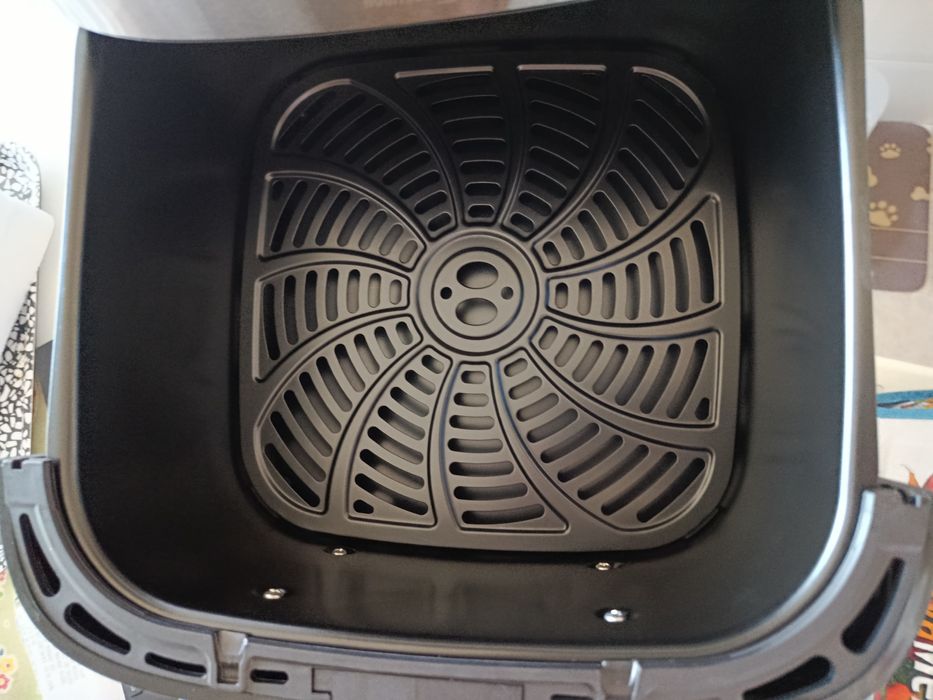 Air fryer 8 Litros- fritadeira sem óleo, nova