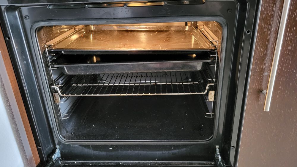 Piekarnik Amica parowy do zabudowy