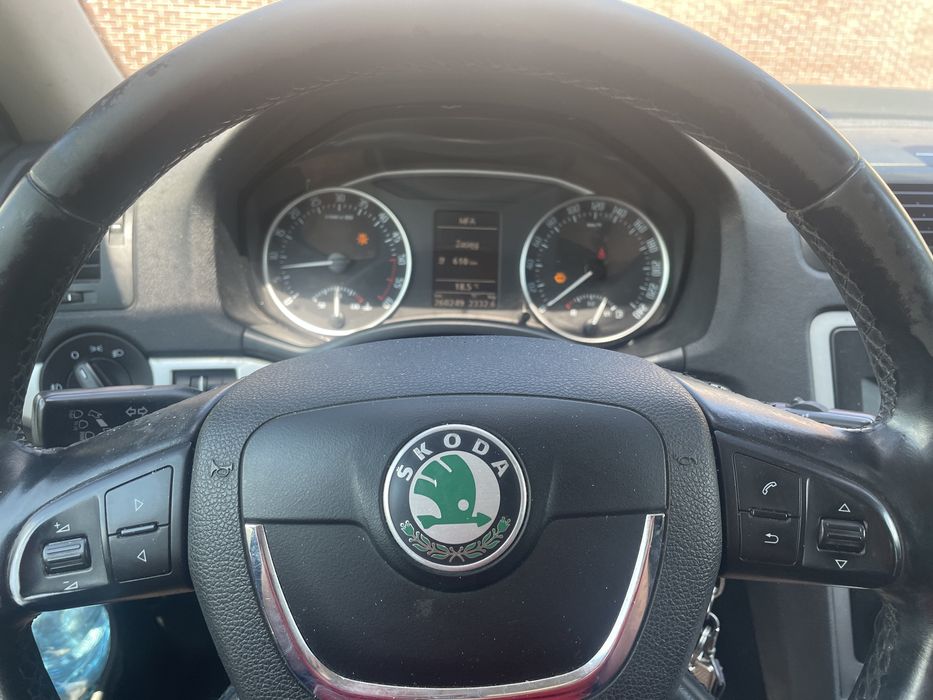 Skoda Octavia 2012 2.0tdi 140km CR Xenon uszkodzona UPG