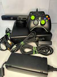 Konsola XBOX 360 S 250GB ZESTAW! (477/24) TYL