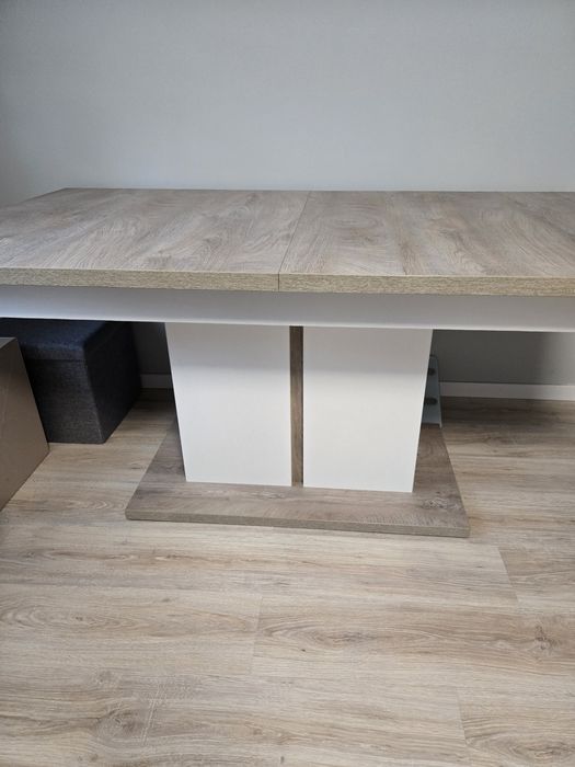 Sprzedam stół rozkładany