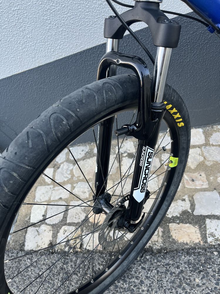 Rockrider ST530 cheia de material!!