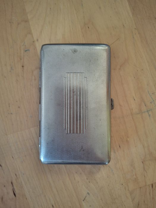 Metalowa papierośnica lata 50-70