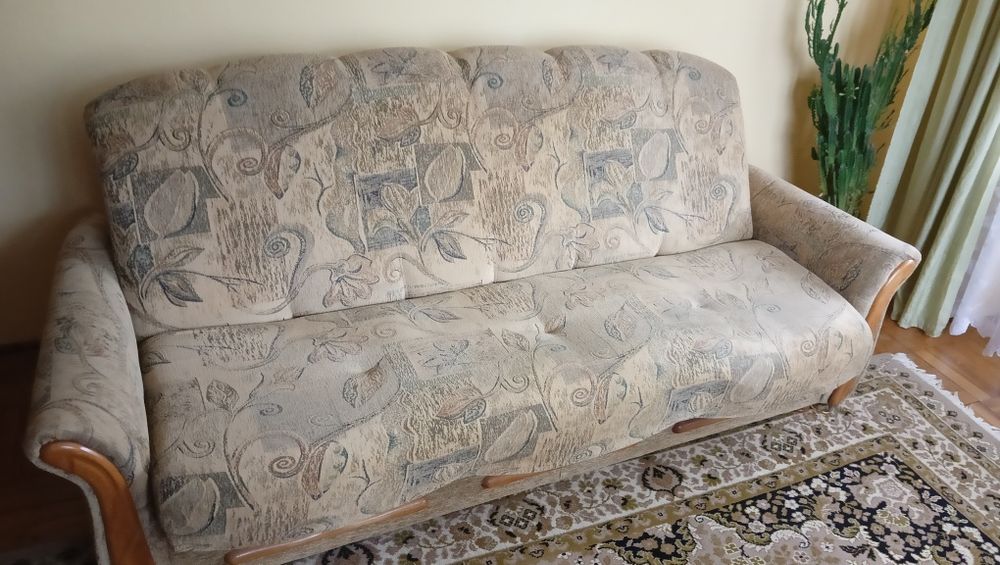 Sprzedam Wersalkę Kanapa Wersalka