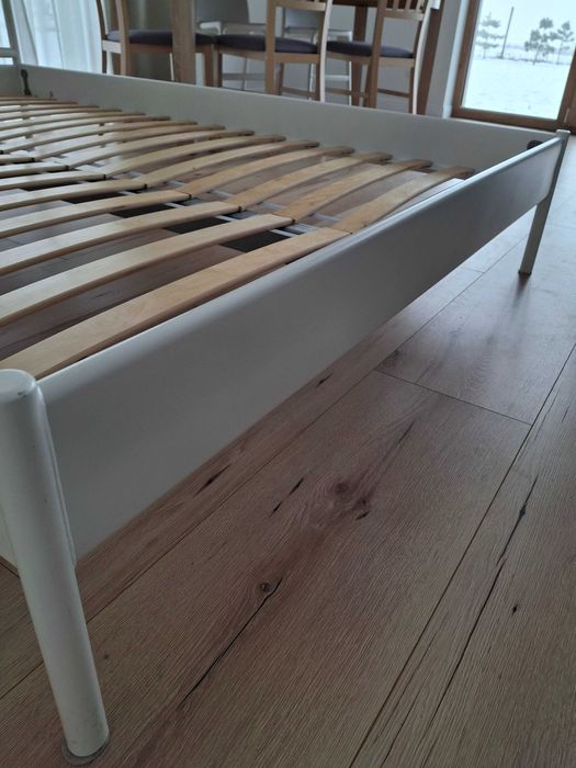 Łóżko Ikea Nesttun + materac Hilding Salsa